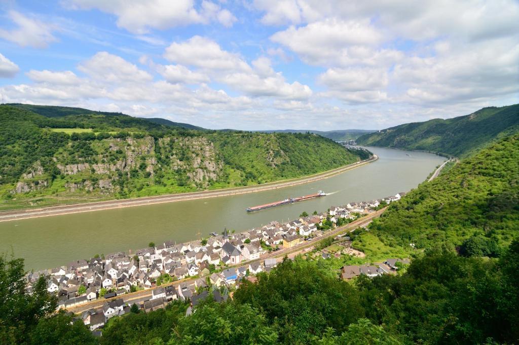Pension / Ferienwohnungen Scheid Kestert Esterno foto
